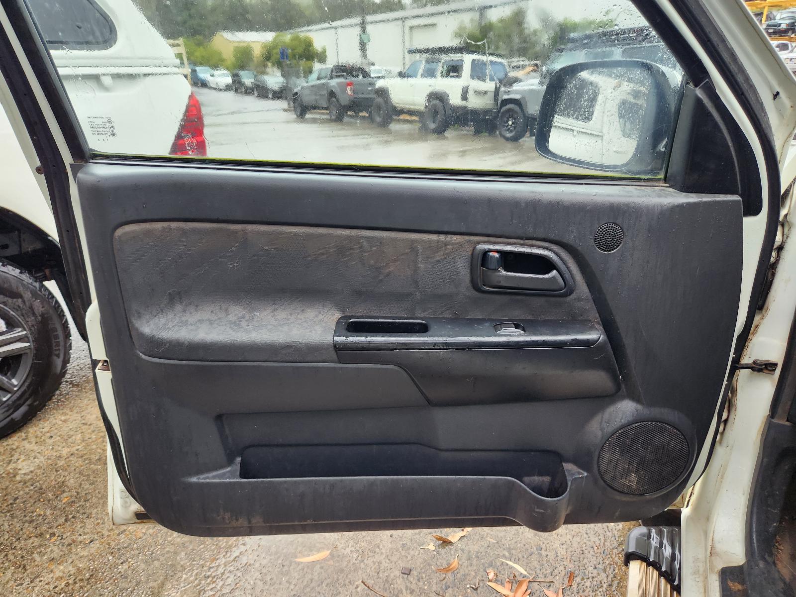 View Holden Colorado 2011 4 Door Utility