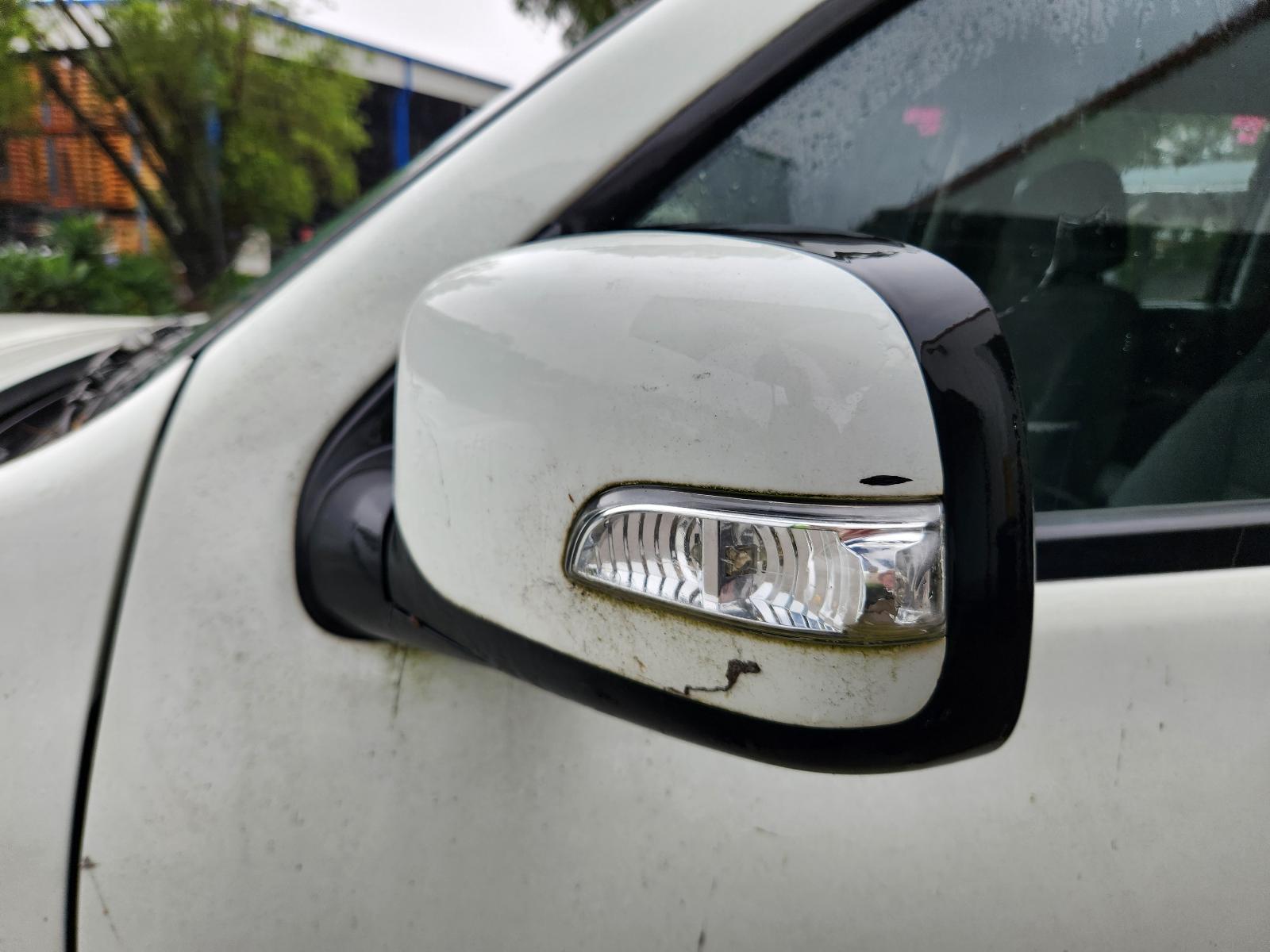 View Holden Colorado 2011 4 Door Utility