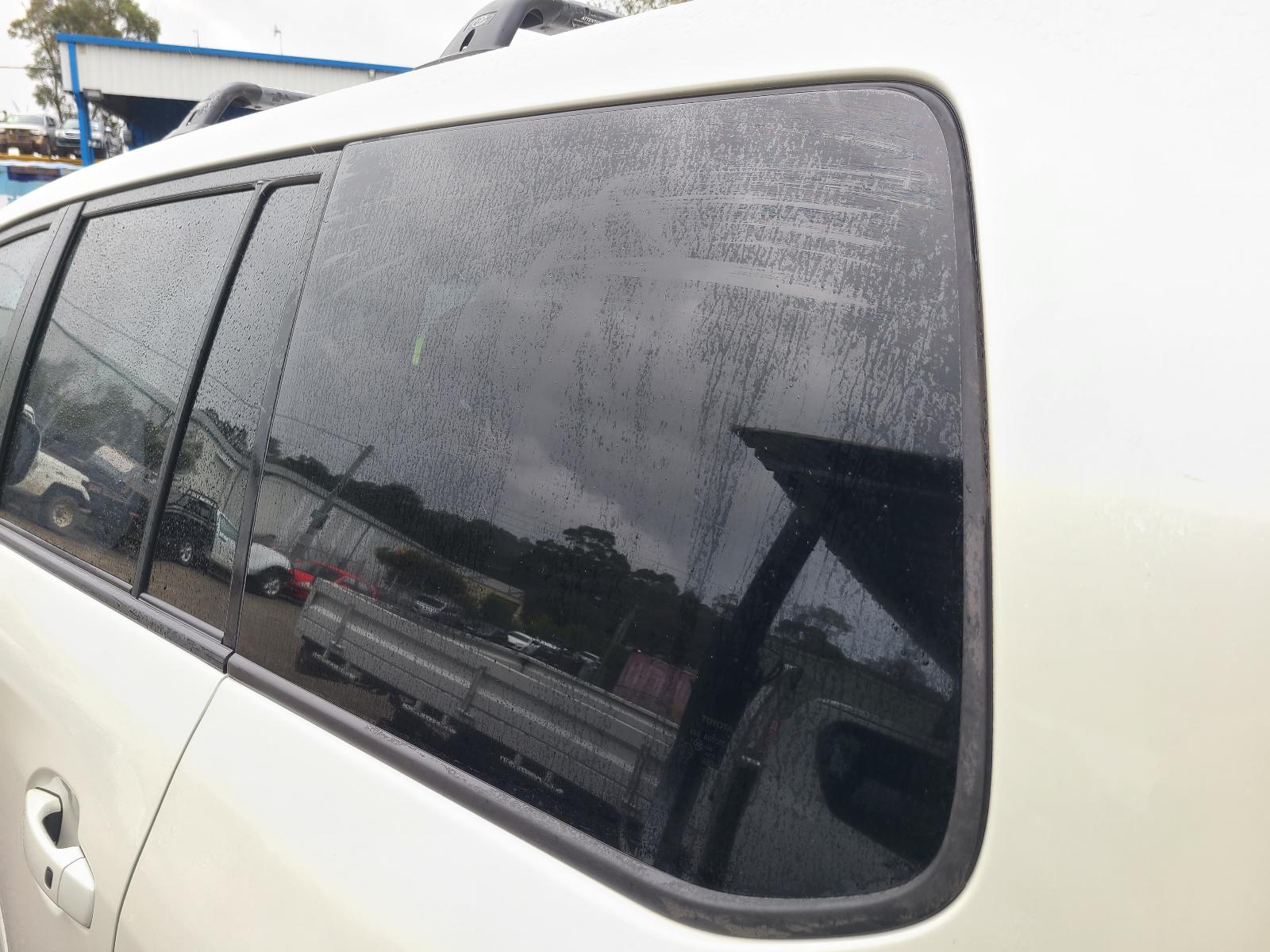 View Toyota Landcruiser 2013 4 Door Station Wagon