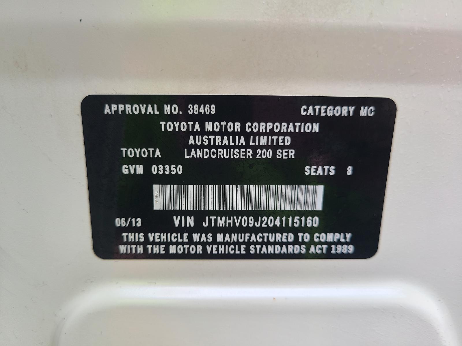 View Toyota Landcruiser 2013 4 Door Station Wagon