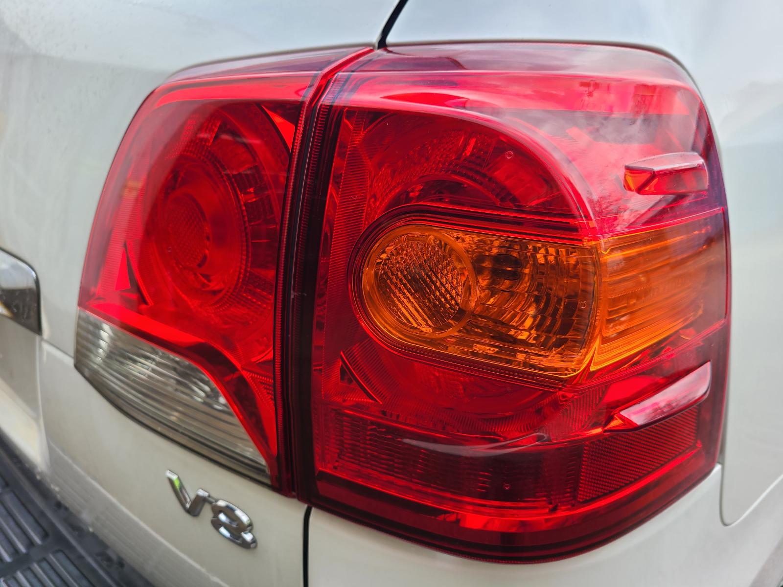View Toyota Landcruiser 2013 4 Door Station Wagon