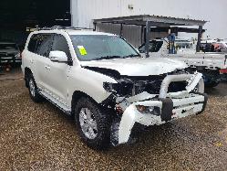 View Toyota Landcruiser 2013 4 Door Station Wagon