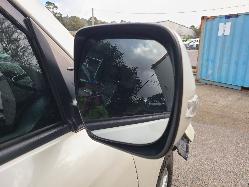 View Toyota Landcruiser 2013 4 Door Station Wagon