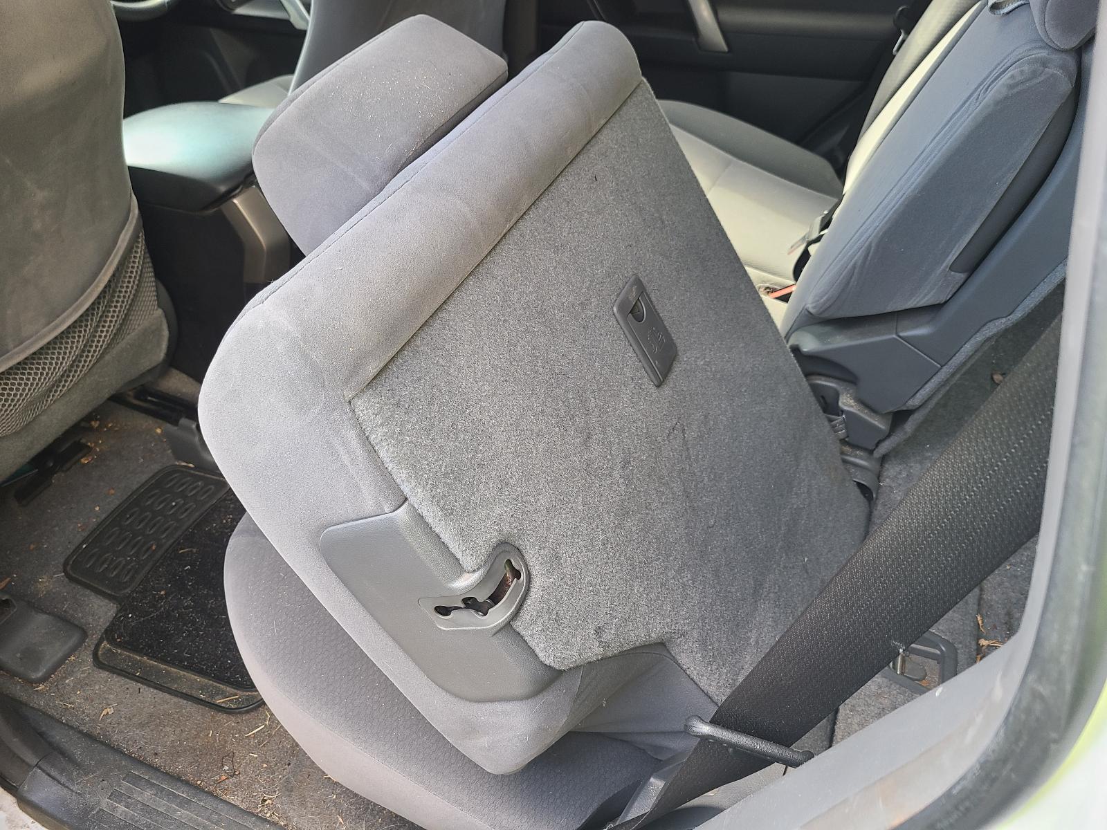 View Toyota Prado 2012 4 Door Station Wagon