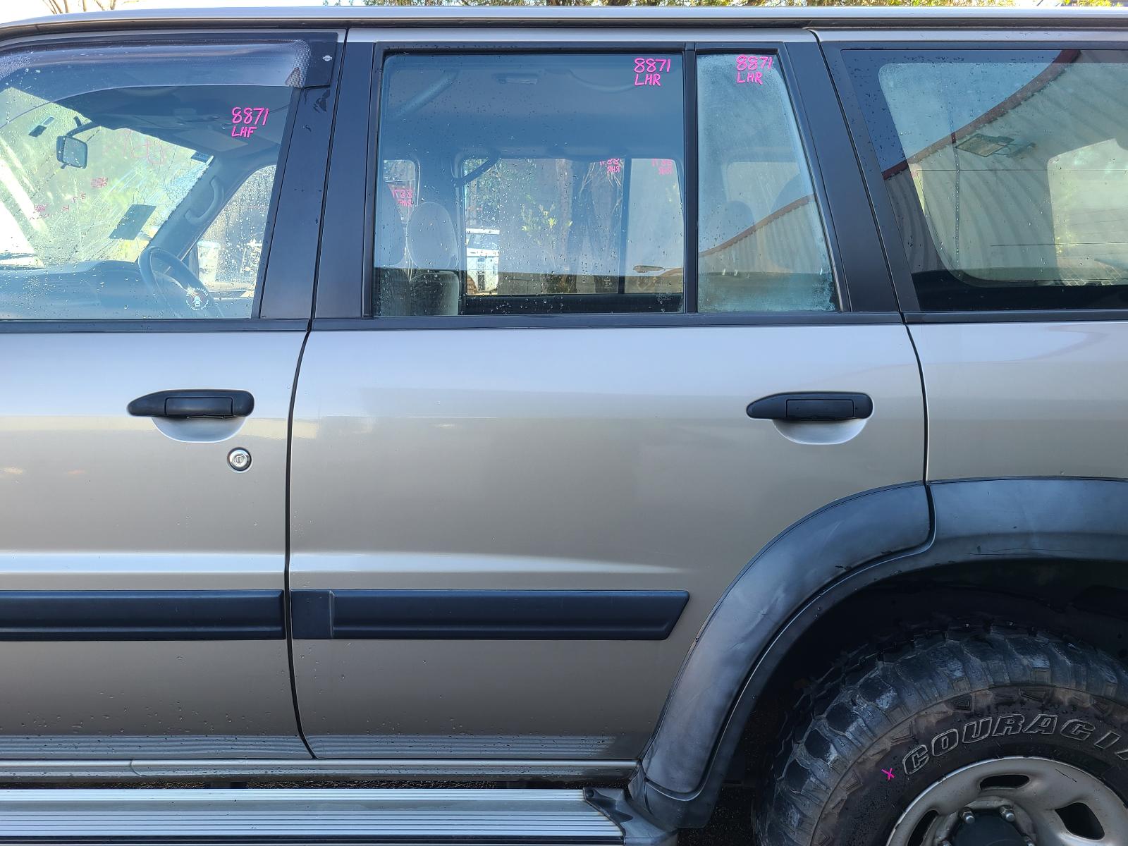 View Nissan Patrol 1998  