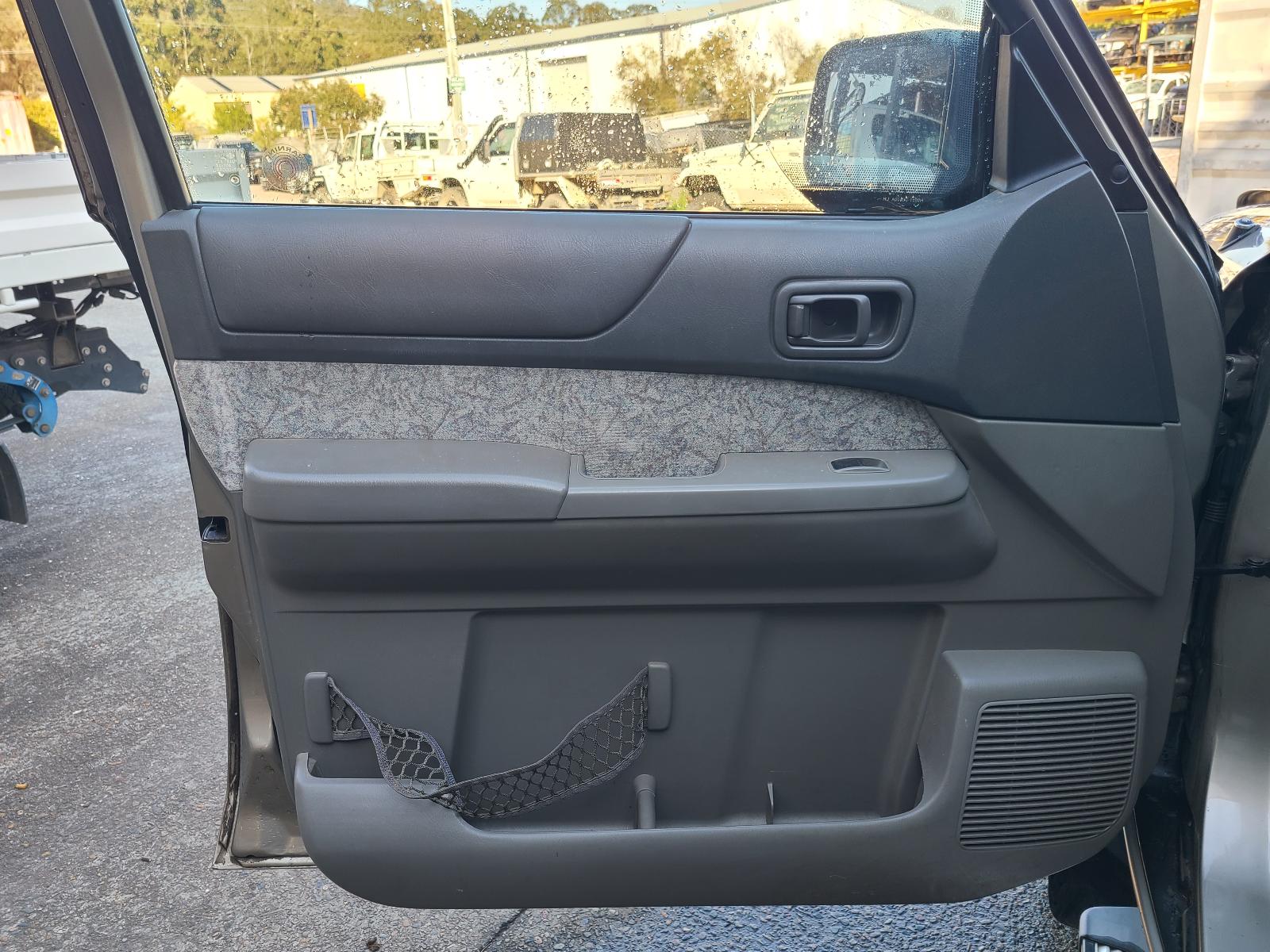 View Nissan Patrol 1998  