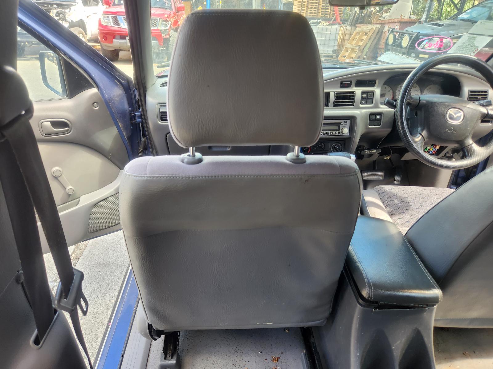 View Mazda Bravo 2006  