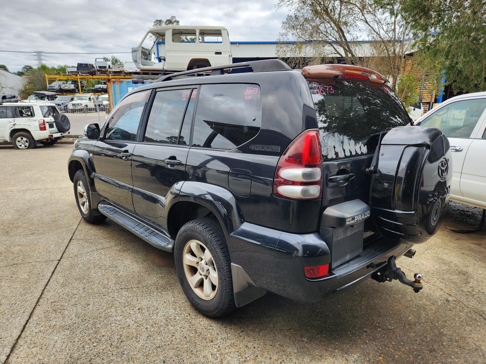 Toyota Prado 2006 4 Door Station Wagon View Toyota Prado 2006 4 Door Station Wagon