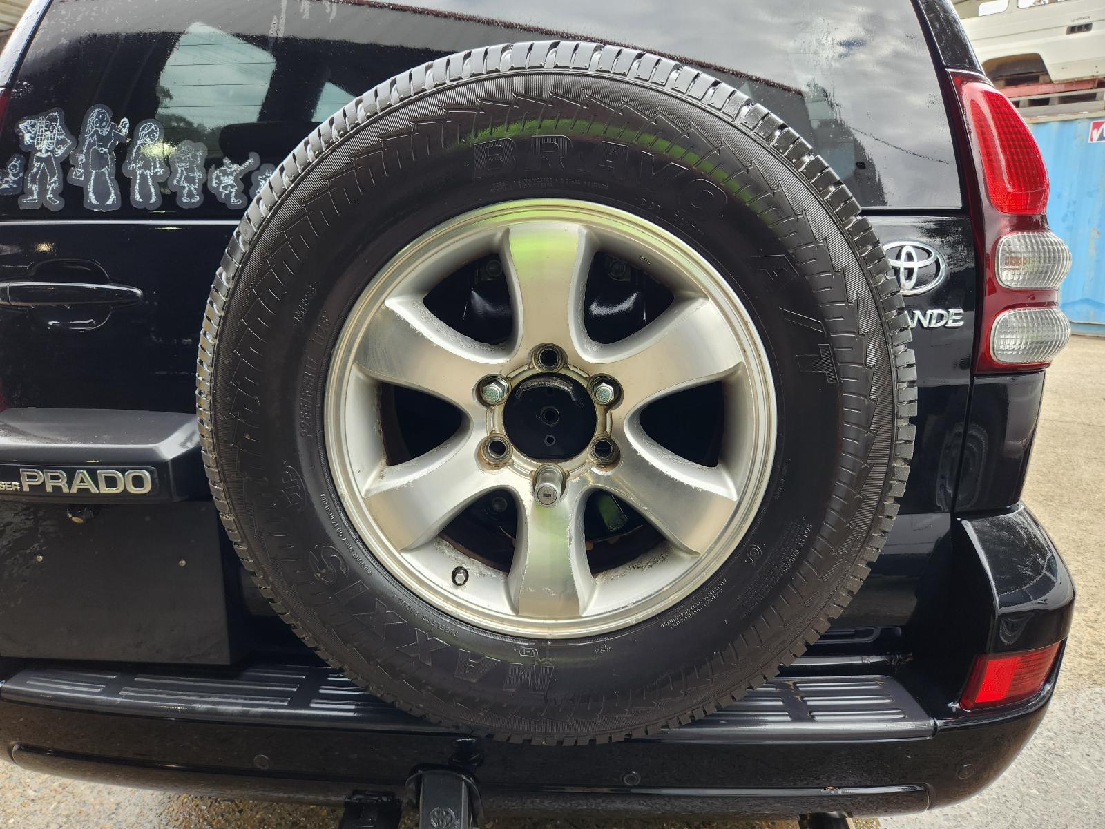 Toyota Prado 2006 4 Door Station Wagon View Toyota Prado 2006 4 Door Station Wagon