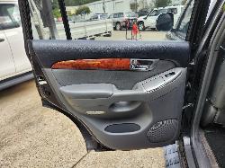 View Toyota Prado 2006 4 Door Station Wagon
