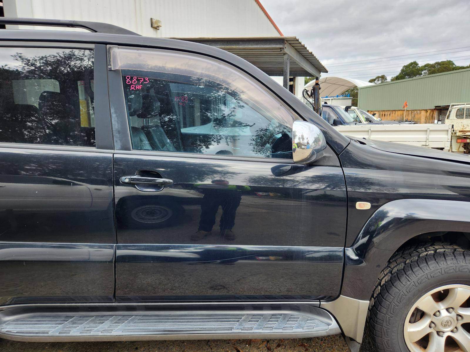 Toyota Prado 2006 4 Door Station Wagon View Toyota Prado 2006 4 Door Station Wagon