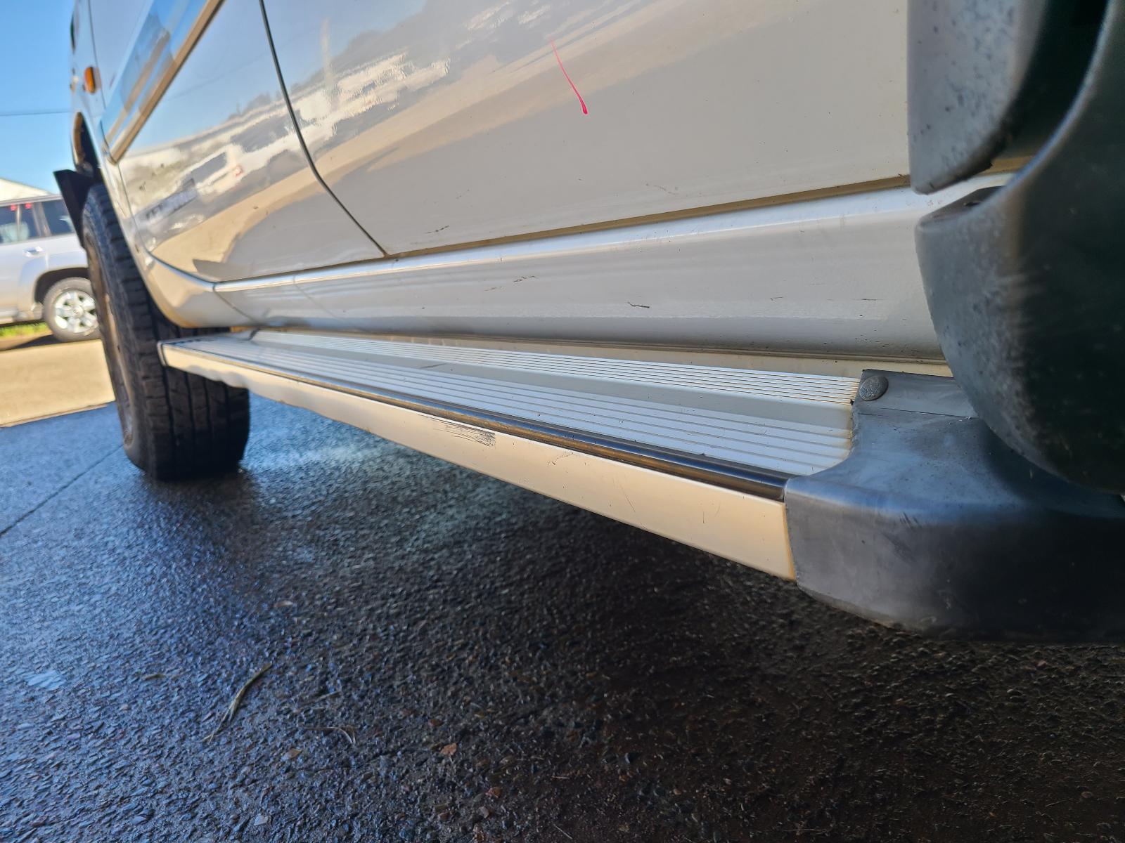 View Nissan Patrol 1999 4 Door Station Wagon