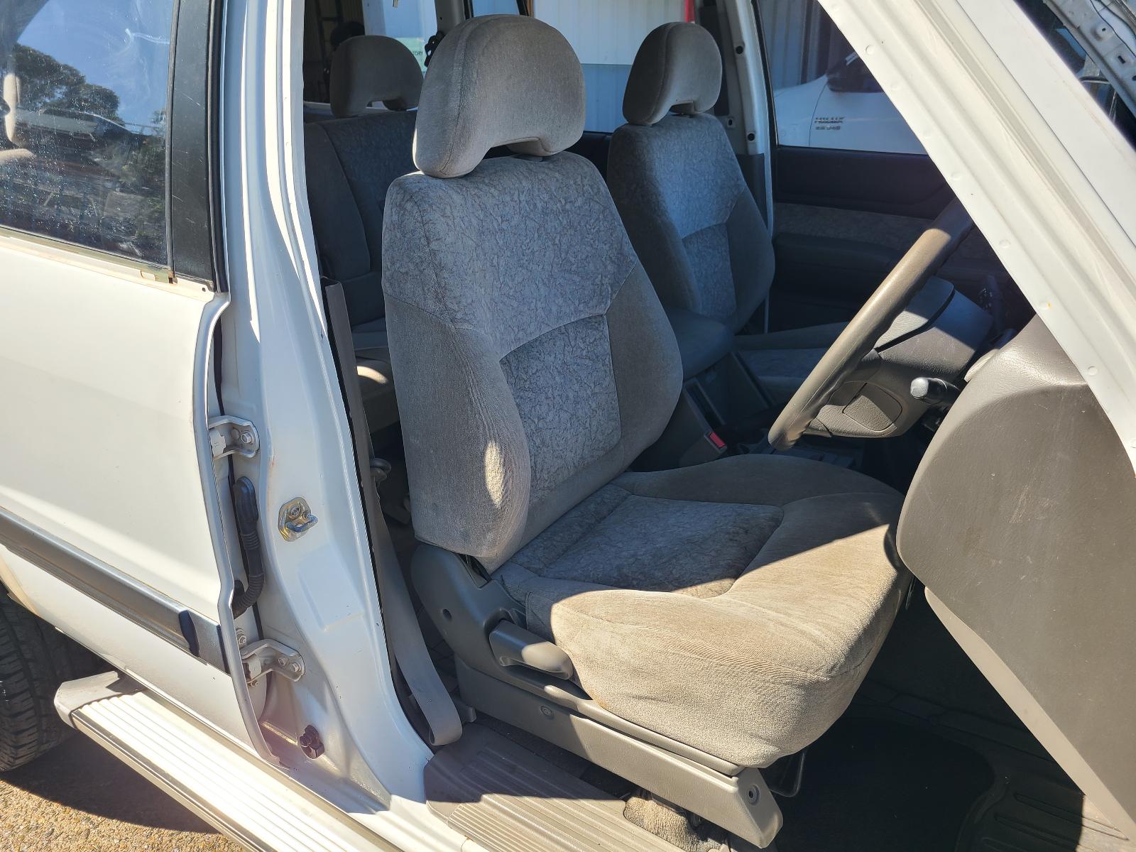 View Nissan Patrol 1999 4 Door Station Wagon