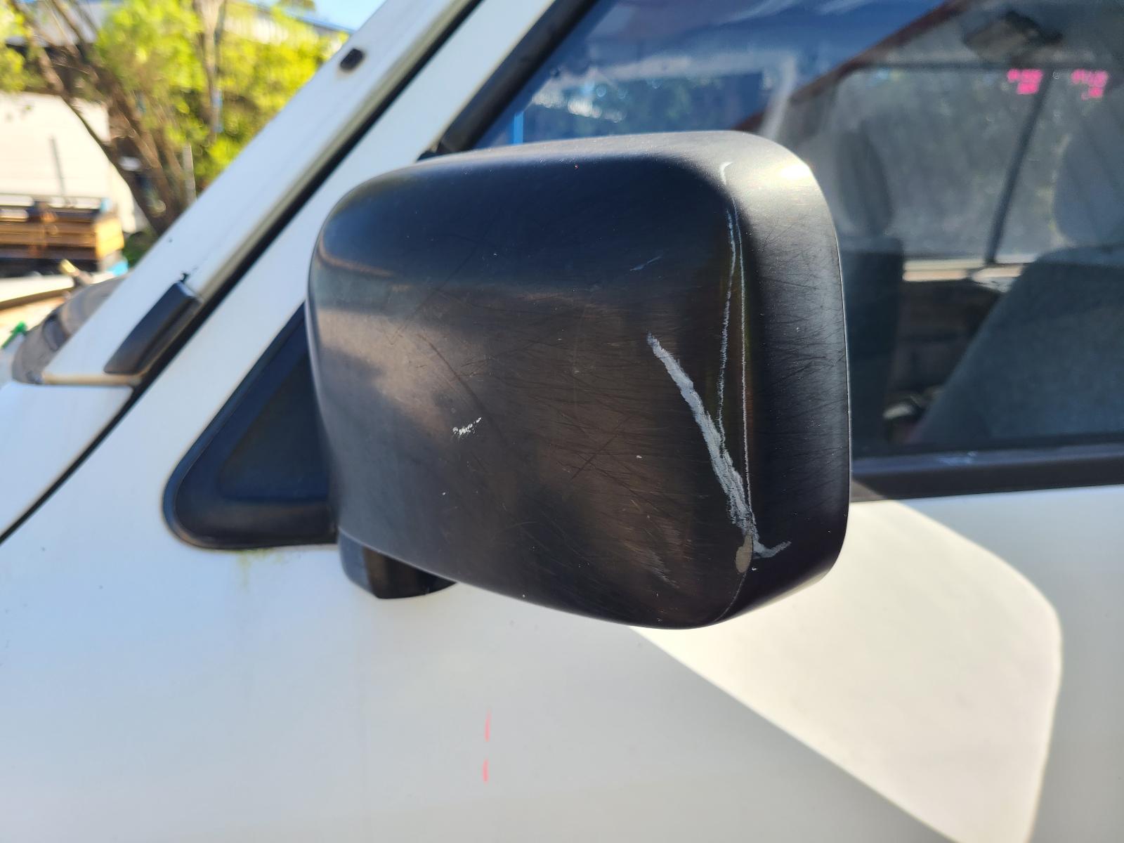 View Nissan Patrol 1999 4 Door Station Wagon