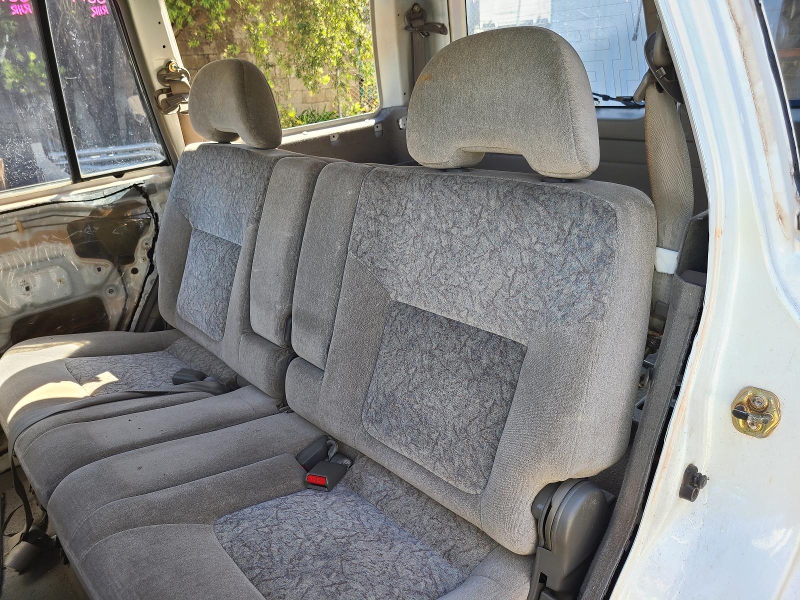 View Nissan Patrol 1999 4 Door Station Wagon