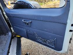 View Toyota Prado 1998 4 Door Station Wagon