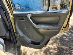 View Toyota Landcruiser 1999 4 Door Station Wagon