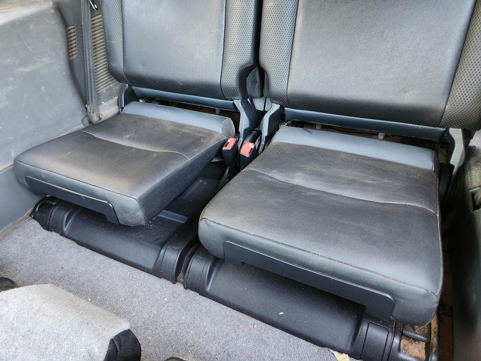 View Toyota Prado 2013 4 Door Station Wagon