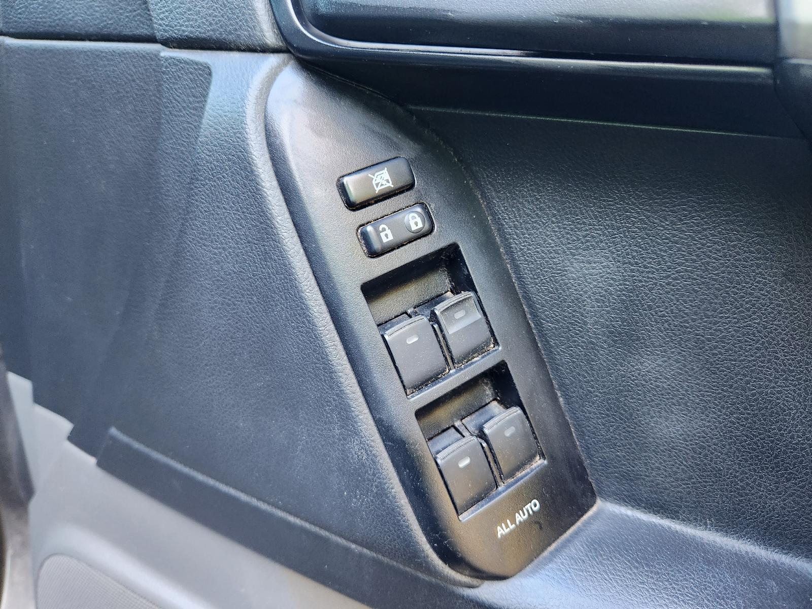 View Toyota Prado 2013 4 Door Station Wagon