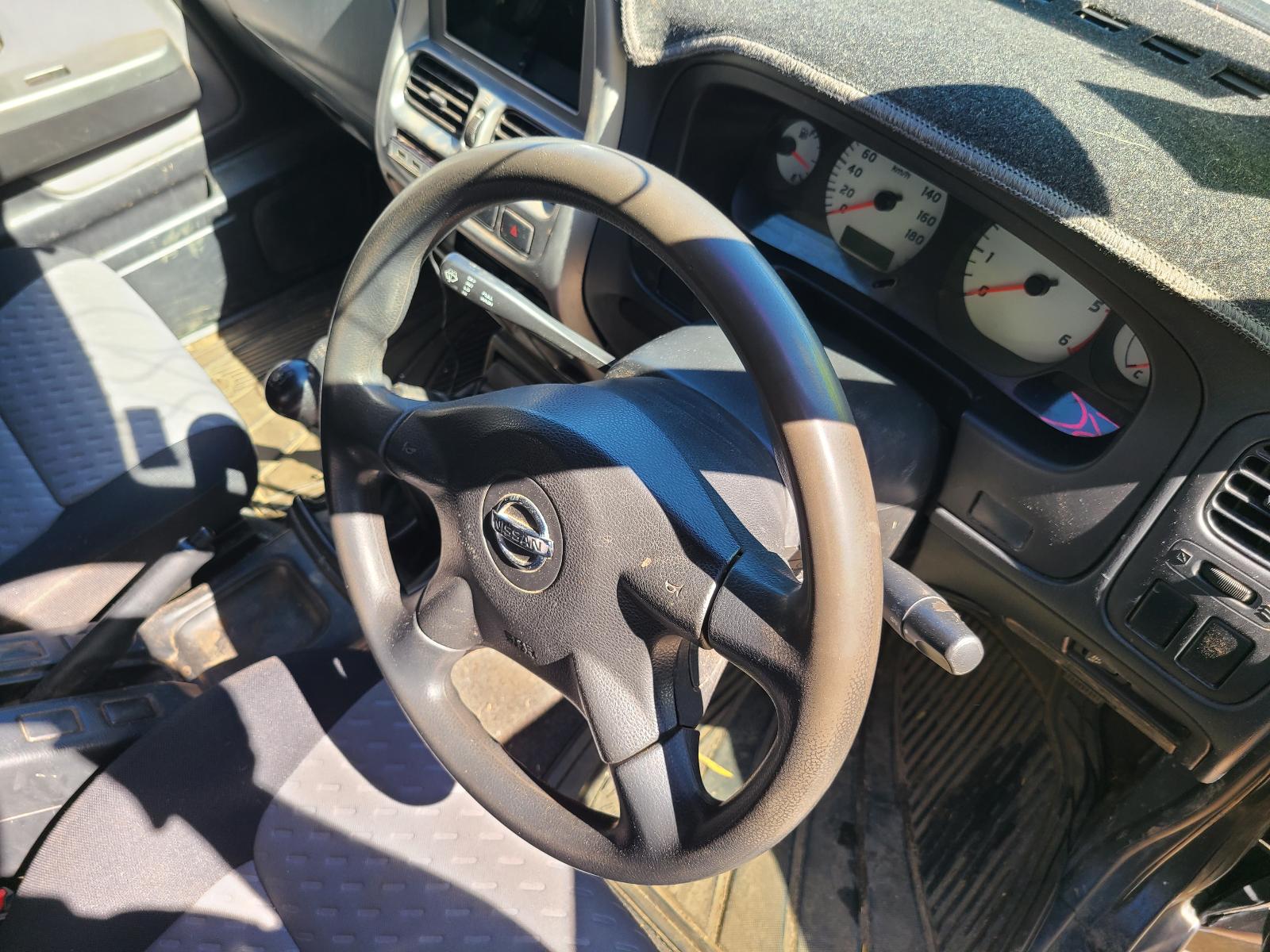 View Nissan Navara 2013 4 Door Utility