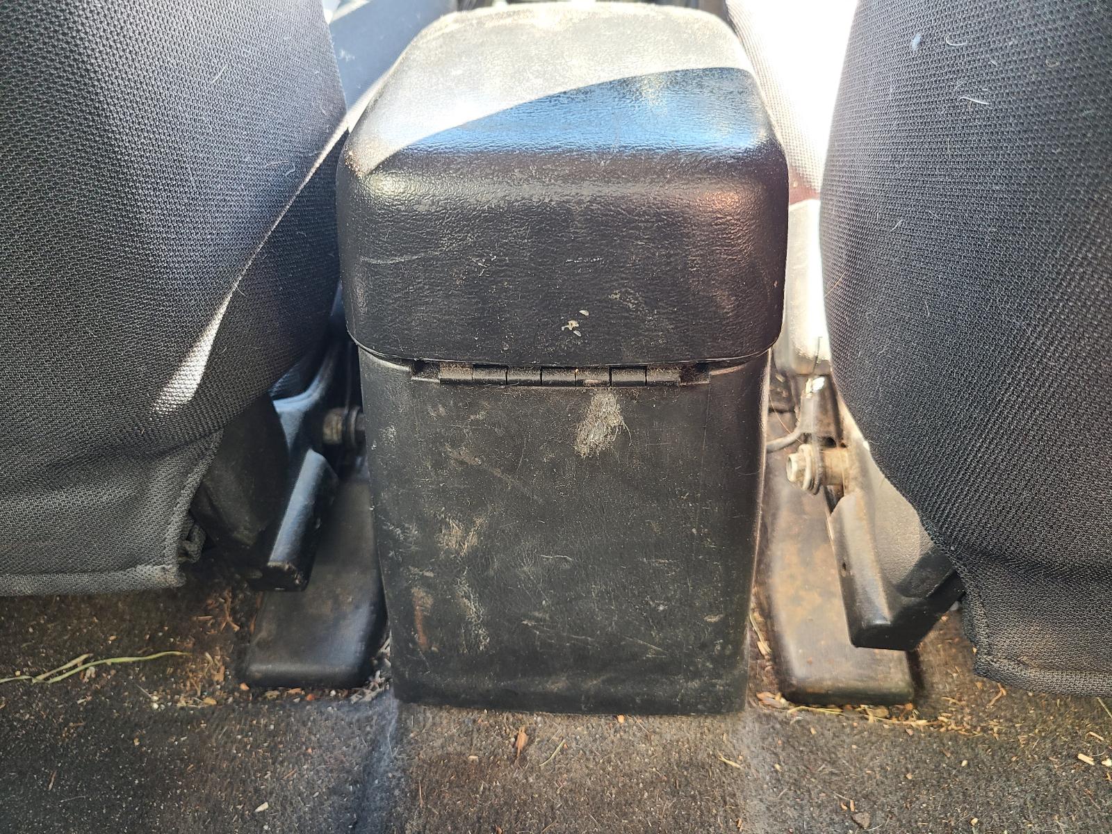 View Nissan Navara 2013 4 Door Utility
