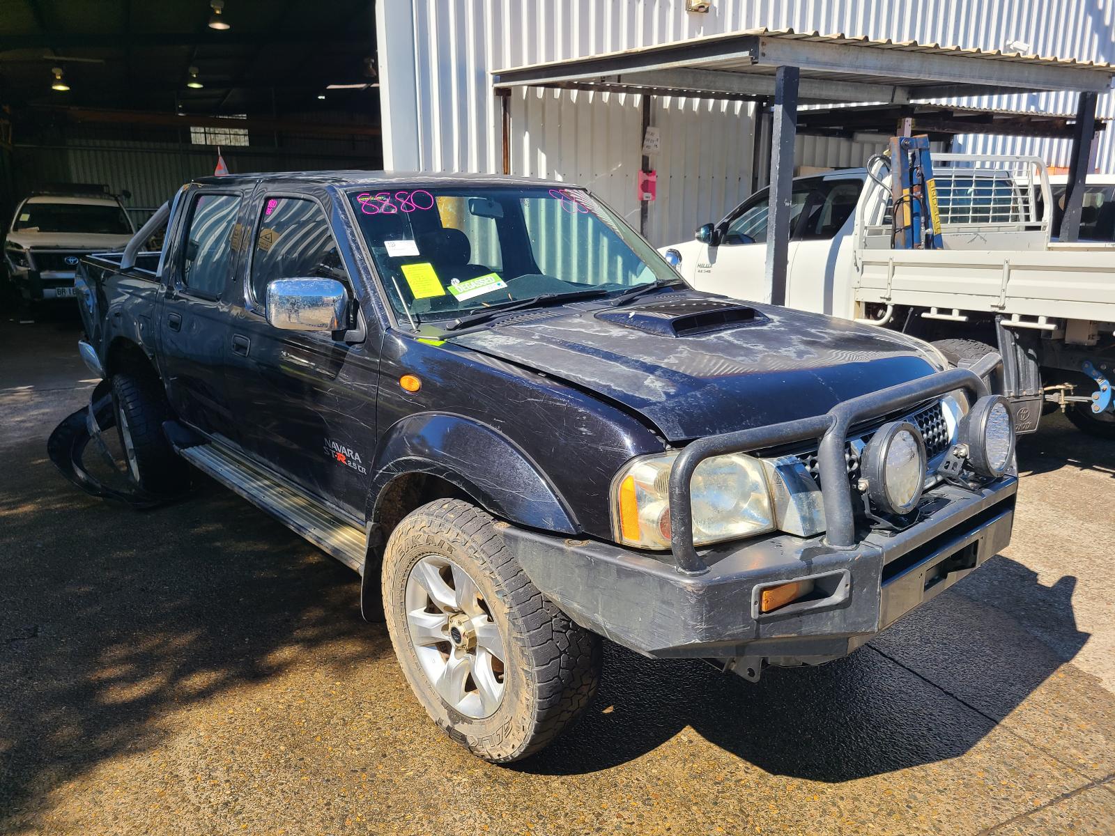 View Nissan Navara 2013 4 Door Utility