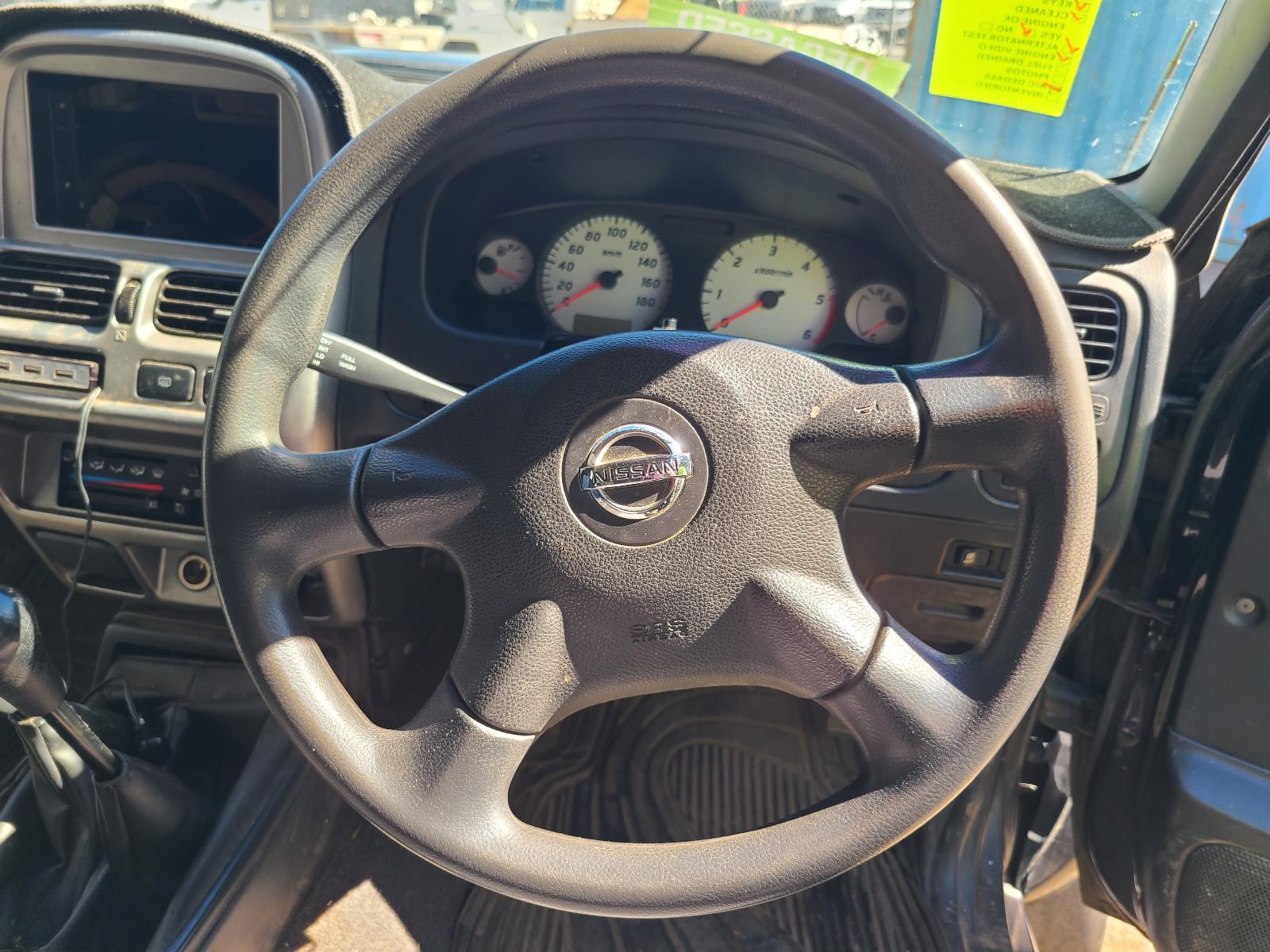 View Nissan Navara 2013 4 Door Utility