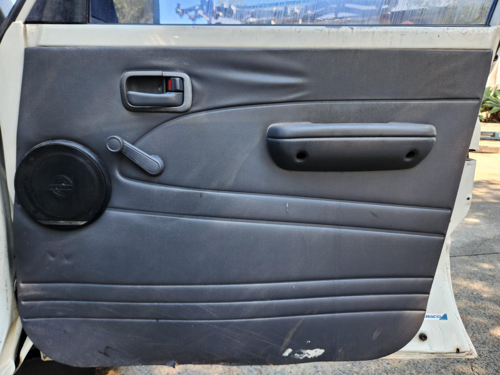 View Toyota Landcruiser 1995 4 Door Station Wagon