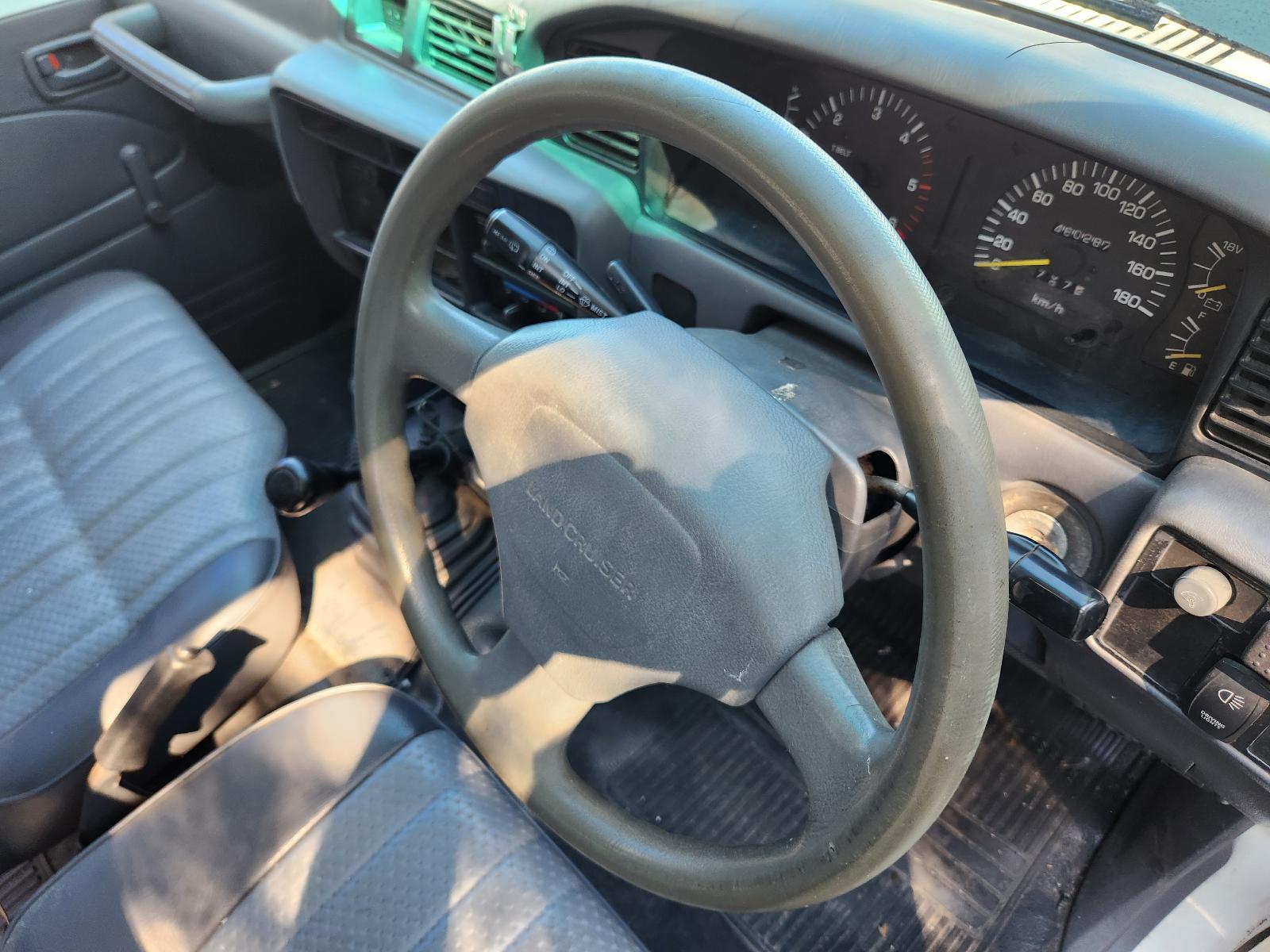 View Toyota Landcruiser 1995 4 Door Station Wagon