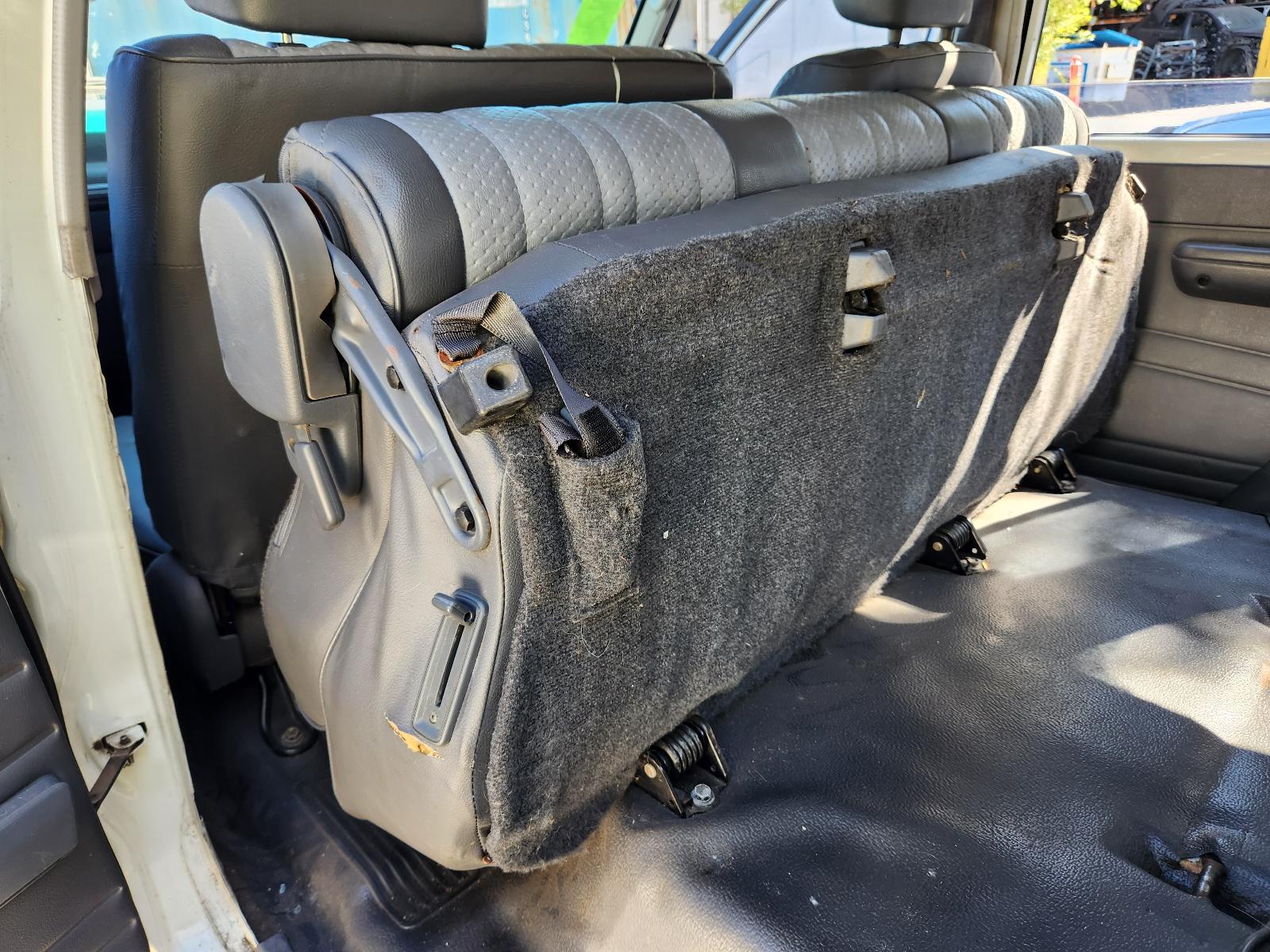 View Toyota Landcruiser 1995 4 Door Station Wagon