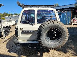 View Toyota Landcruiser 1995 4 Door Station Wagon