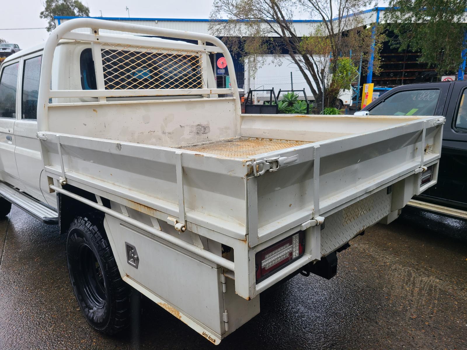 View Toyota Landcruiser 2014 4 Door Pickup