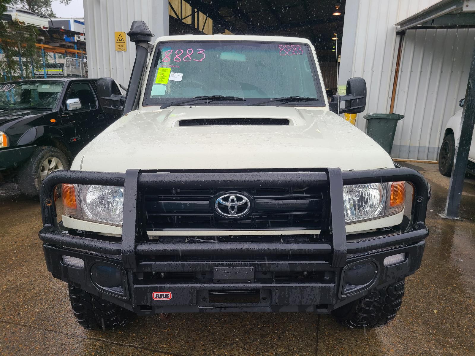 View Toyota Landcruiser 2014 4 Door Pickup