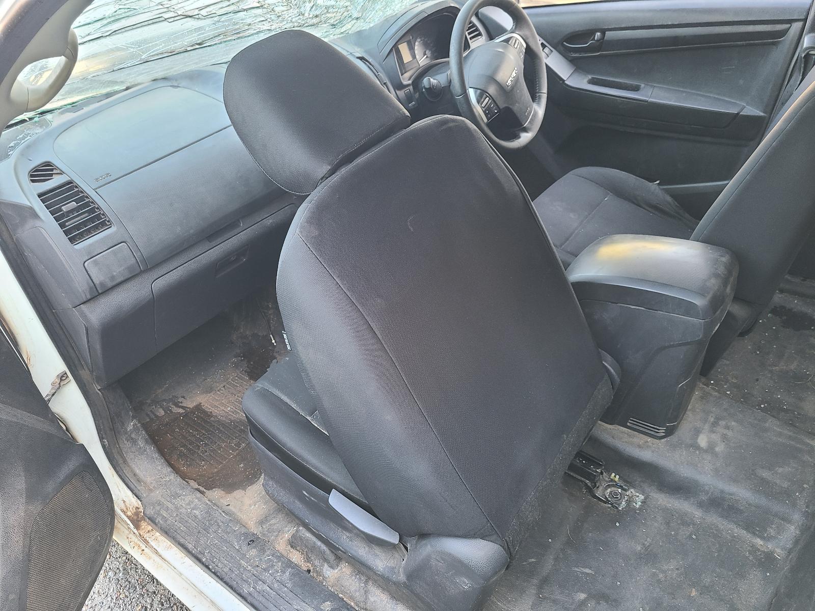View Isuzu Dmax 2016 2 Door Pickup