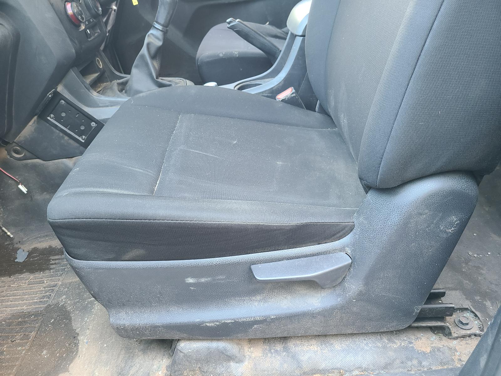 View Isuzu Dmax 2016 2 Door Pickup