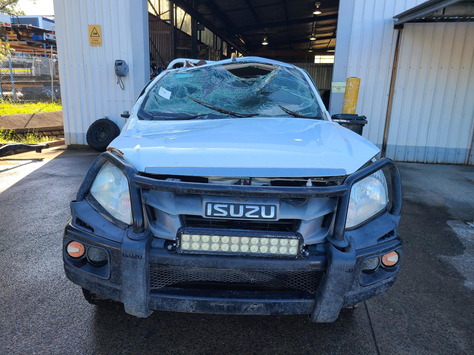 View Isuzu Dmax 2016 2 Door Pickup