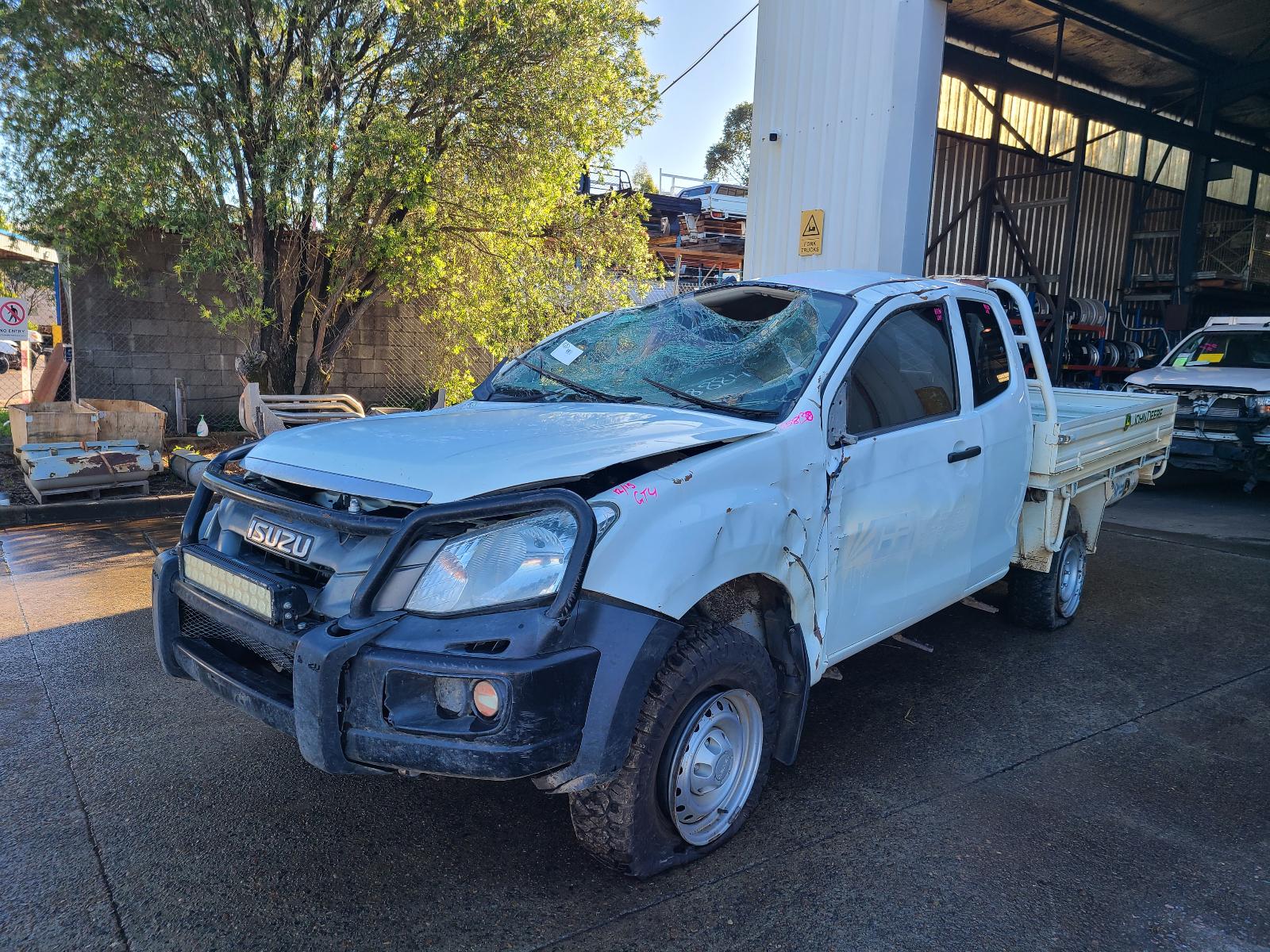 View Isuzu Dmax 2016 2 Door Pickup