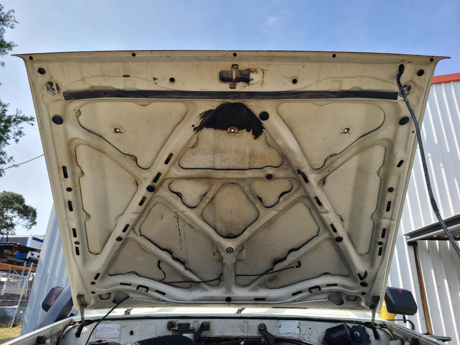 View Toyota Landcruiser 1985 2 Door Utility