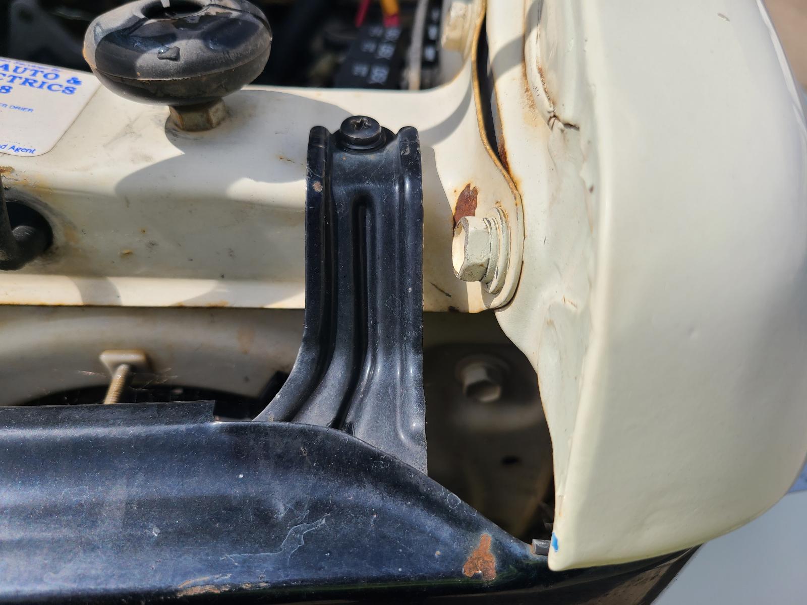 View Toyota Landcruiser 1985 2 Door Utility