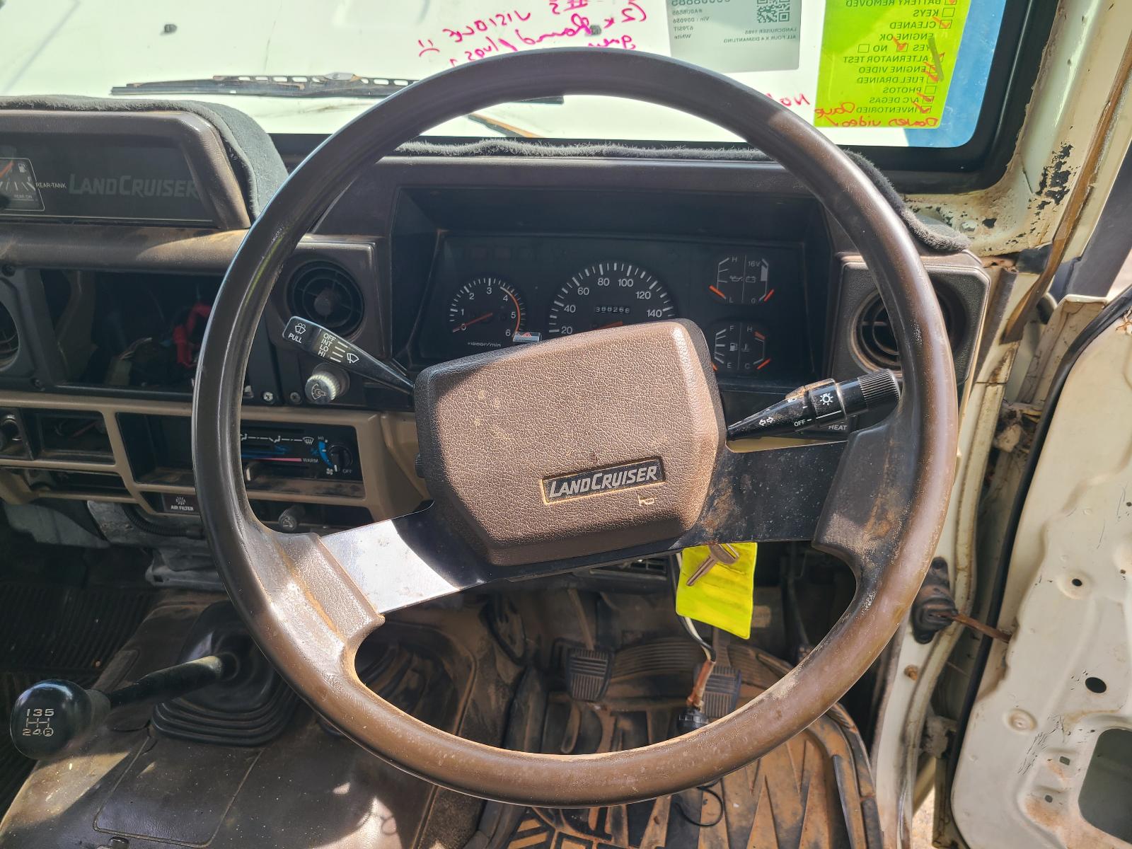 View Toyota Landcruiser 1985 2 Door Utility