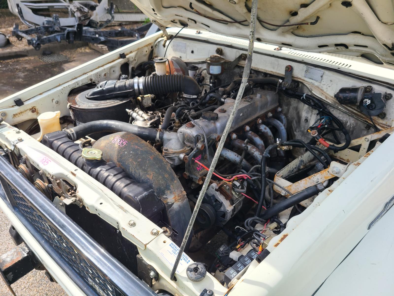 View Toyota Landcruiser 1985 2 Door Utility