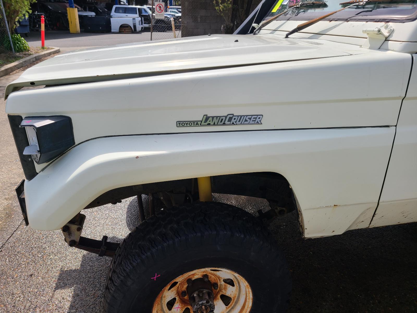 View Toyota Landcruiser 1985 2 Door Utility