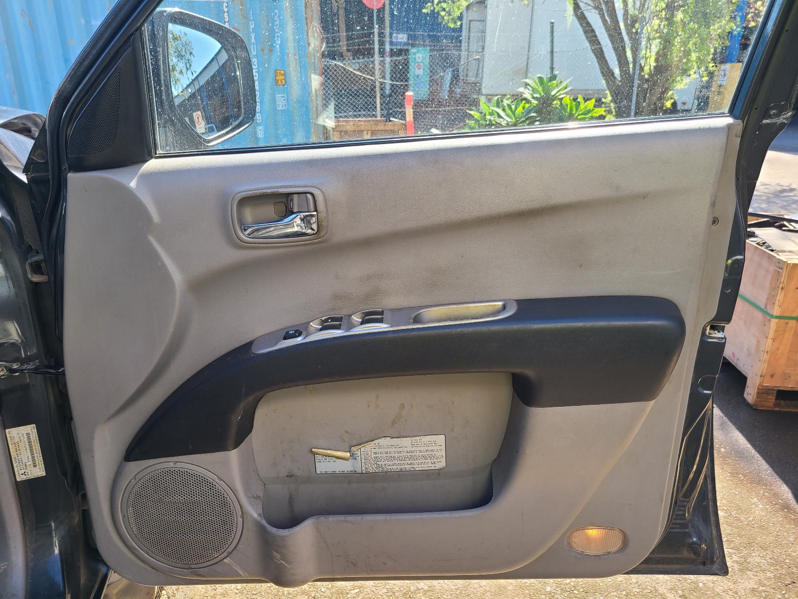 View Mitsubishi Triton 2013 4 Door Utility