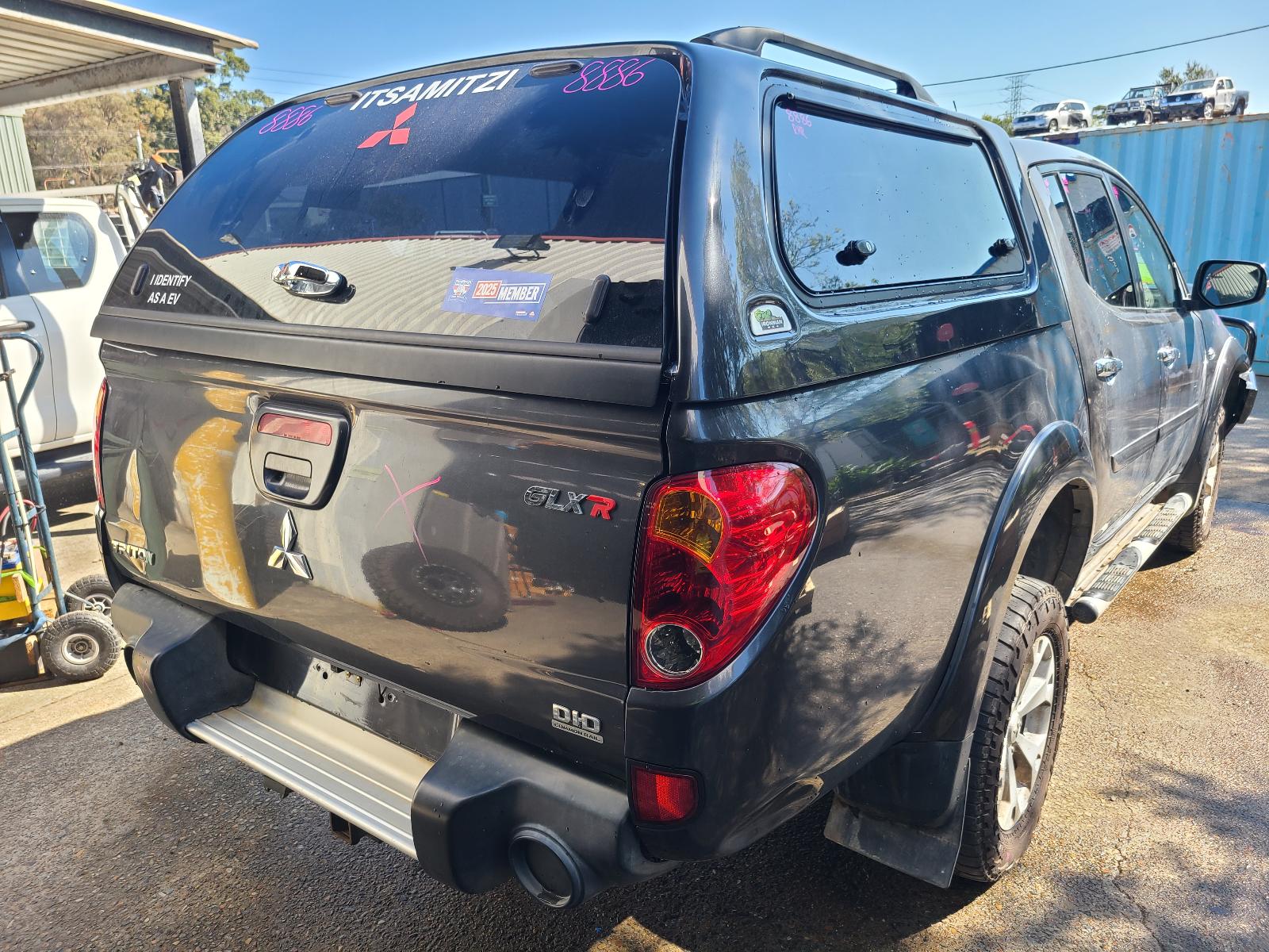 View Mitsubishi Triton 2013 4 Door Utility