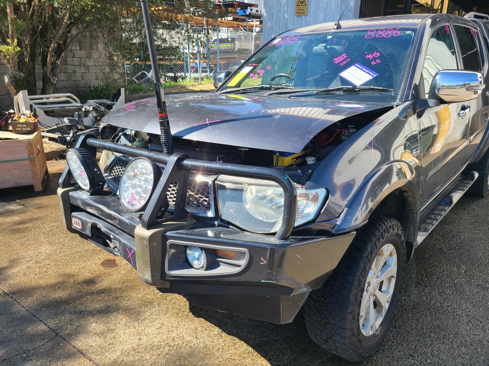 View Mitsubishi Triton 2013 4 Door Utility