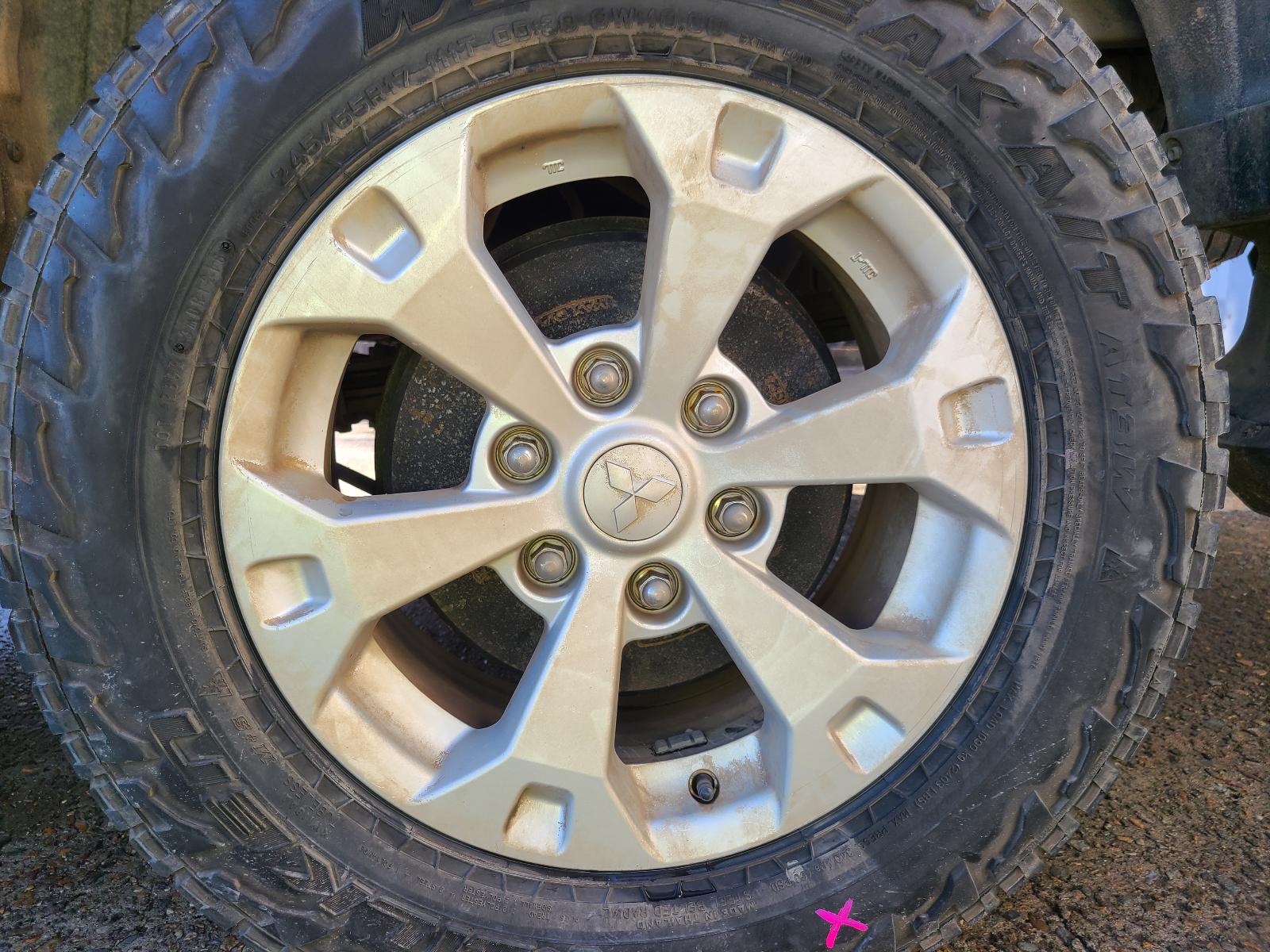 View Mitsubishi Triton 2013 4 Door Utility