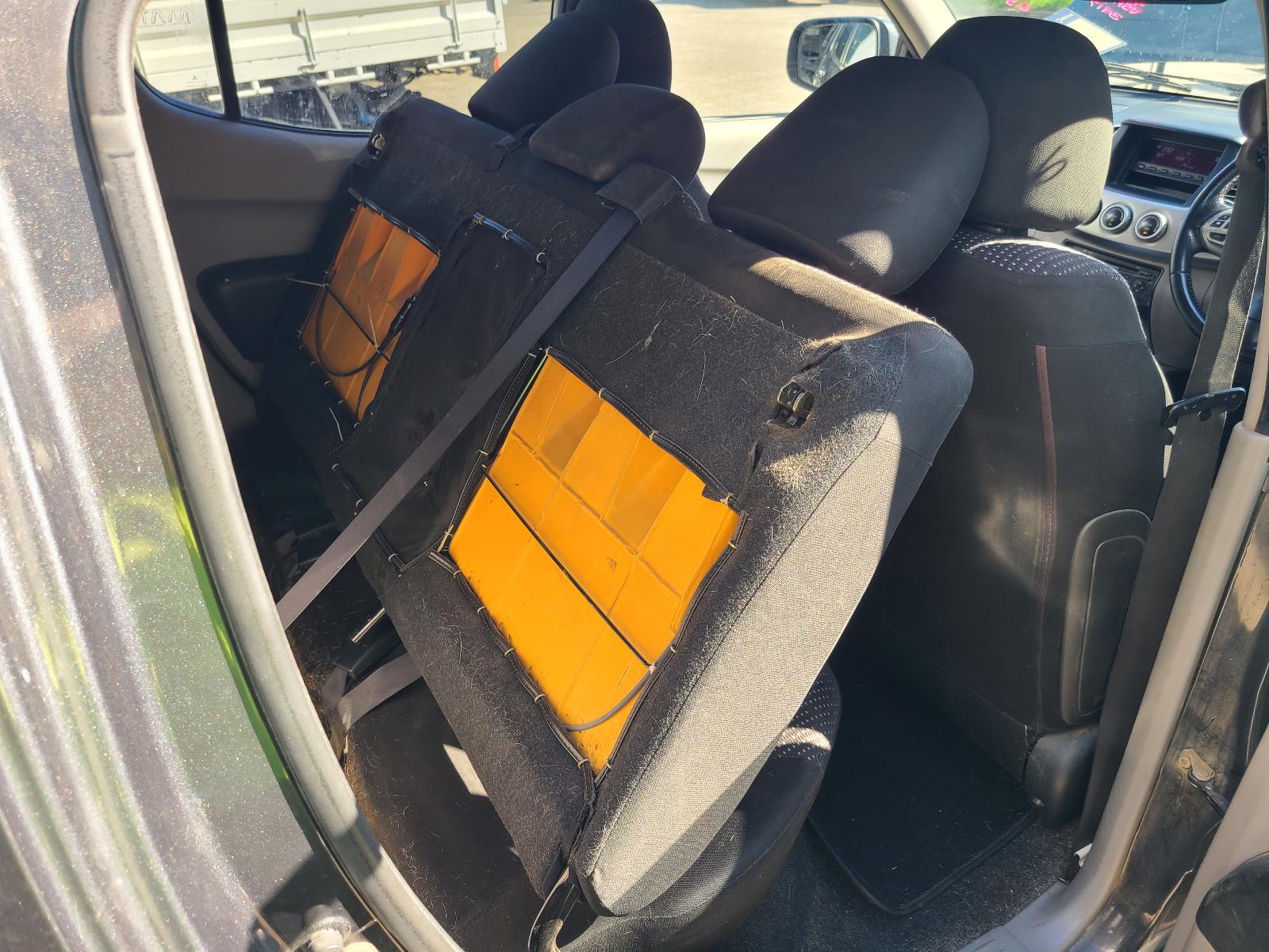 View Mitsubishi Triton 2013 4 Door Utility