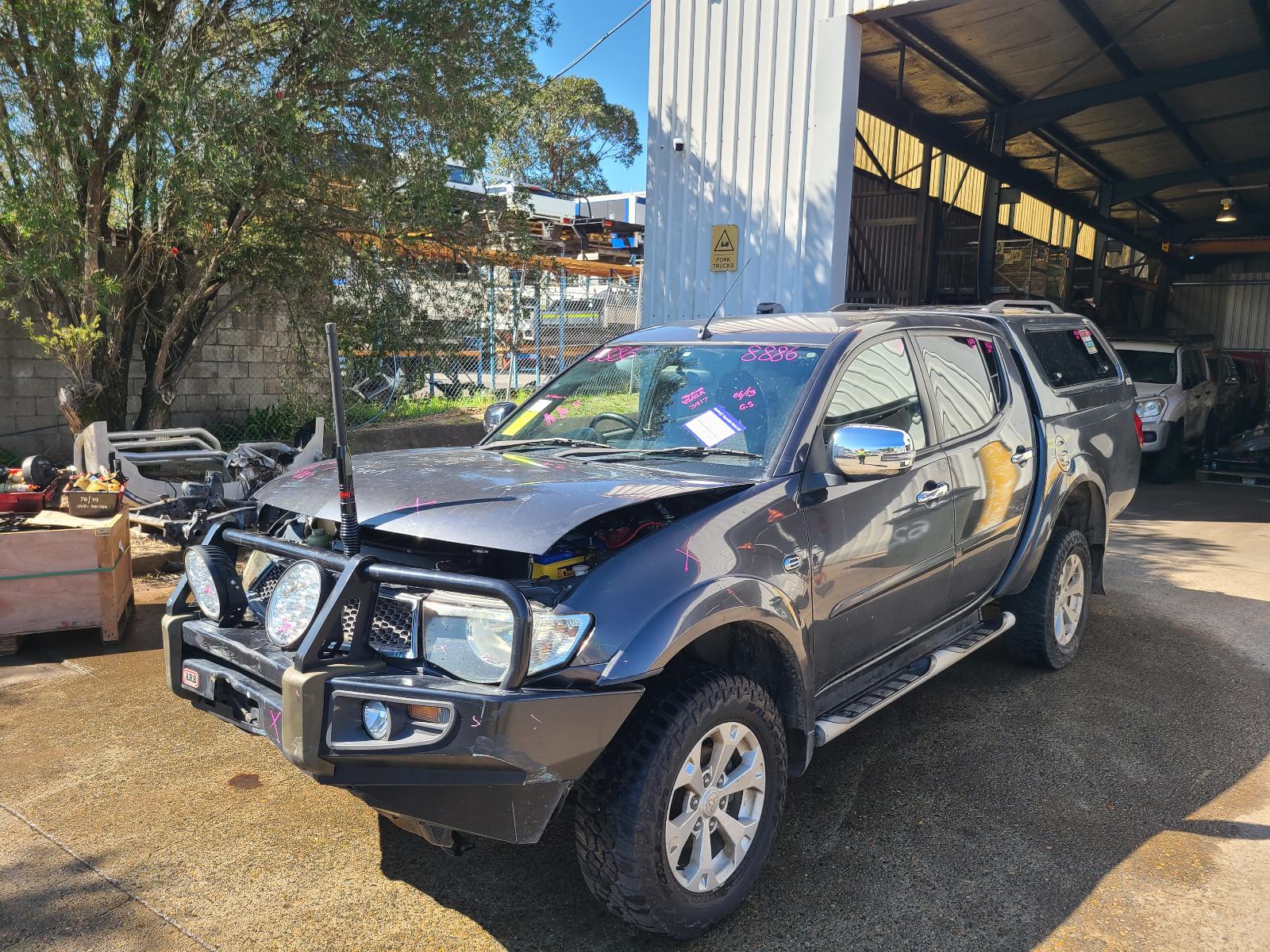 View Mitsubishi Triton 2013 4 Door Utility
