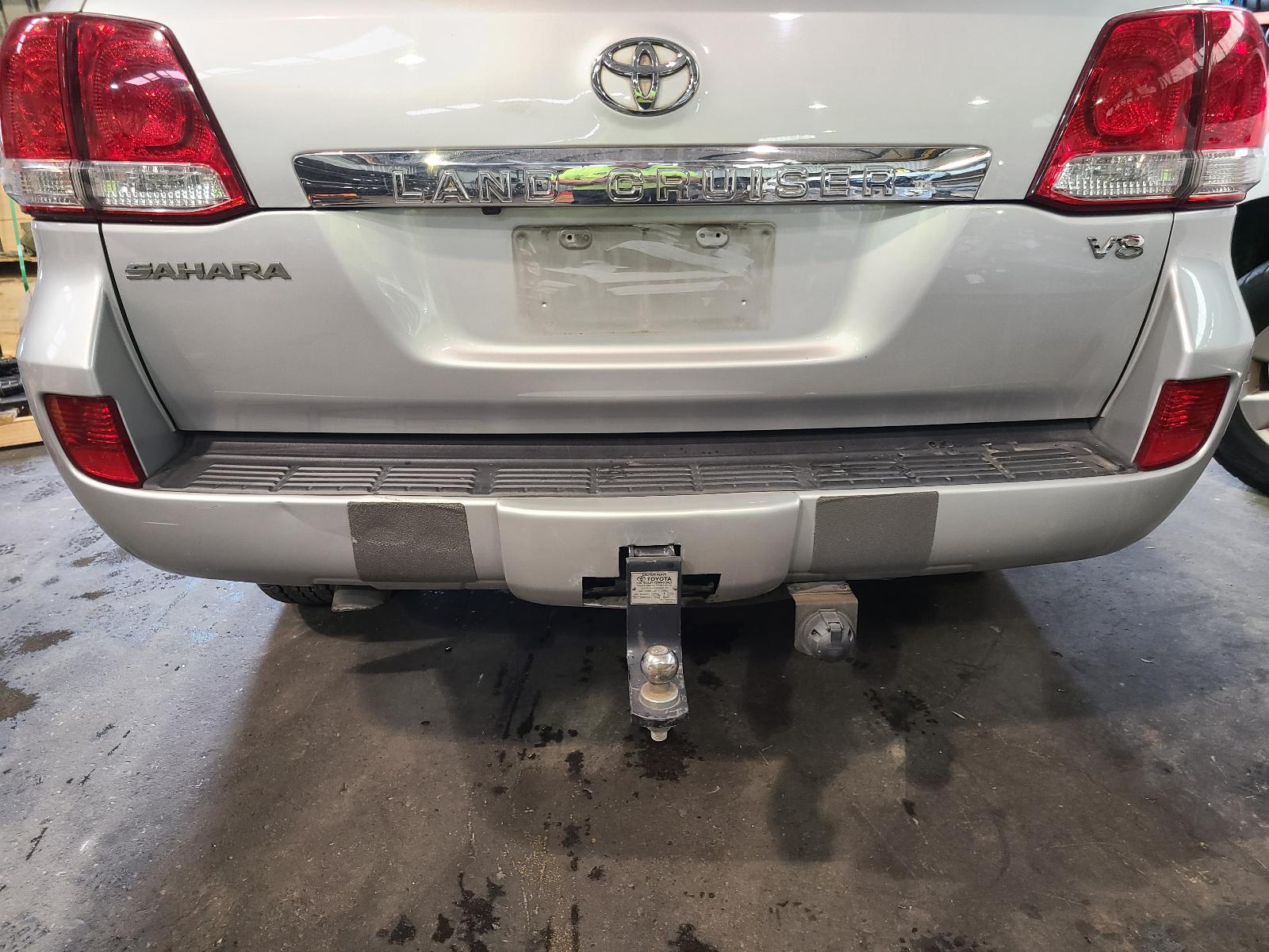 View Toyota Landcruiser 2011  