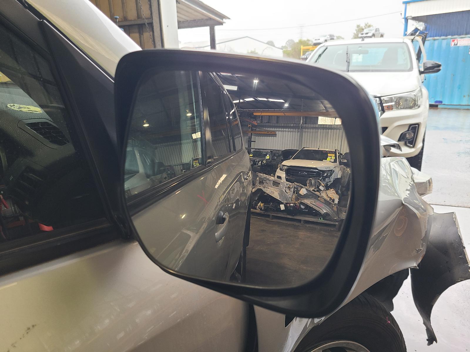 View Toyota Landcruiser 2011  